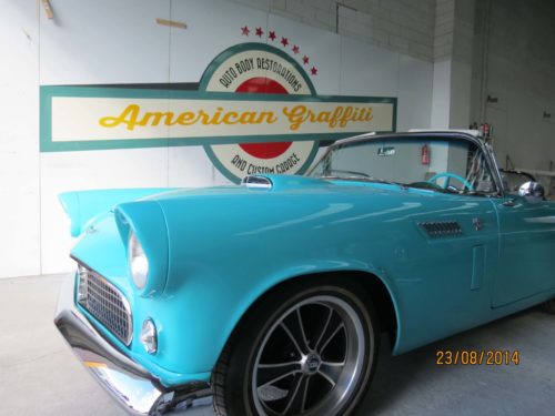 1956 Ford Thunderbird